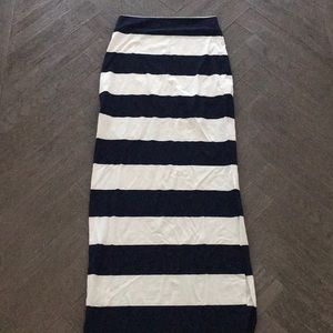 Nadia Tarr Striped Maxi Skirt Size Small